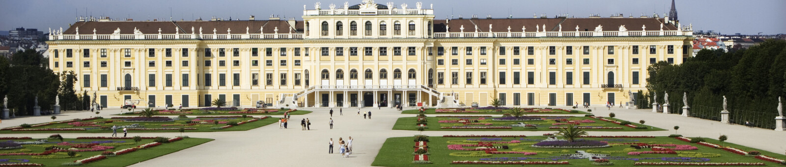     Schoenbrunn Palace in Vienna 